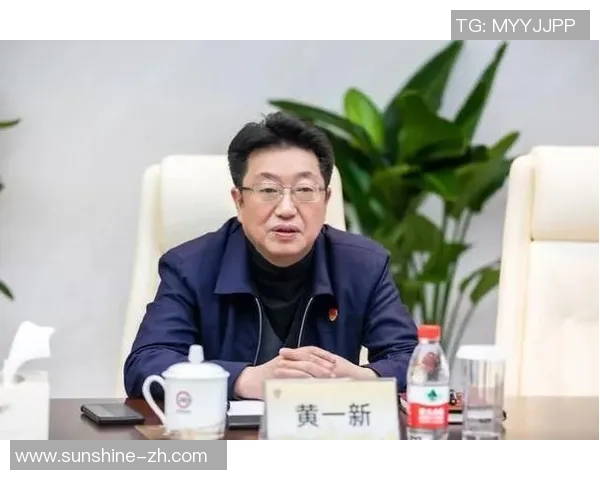 南京篮球队战术解析：聚焦团队协作与攻防策略的深度探讨