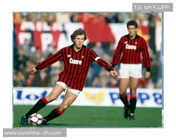 香港足球明星的辉煌历程与影响力探讨 香港足球明星的辉煌历程与影响力探讨